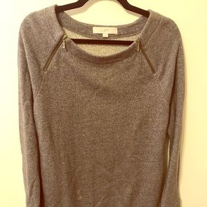 Comfy LOFT shirt with zippers